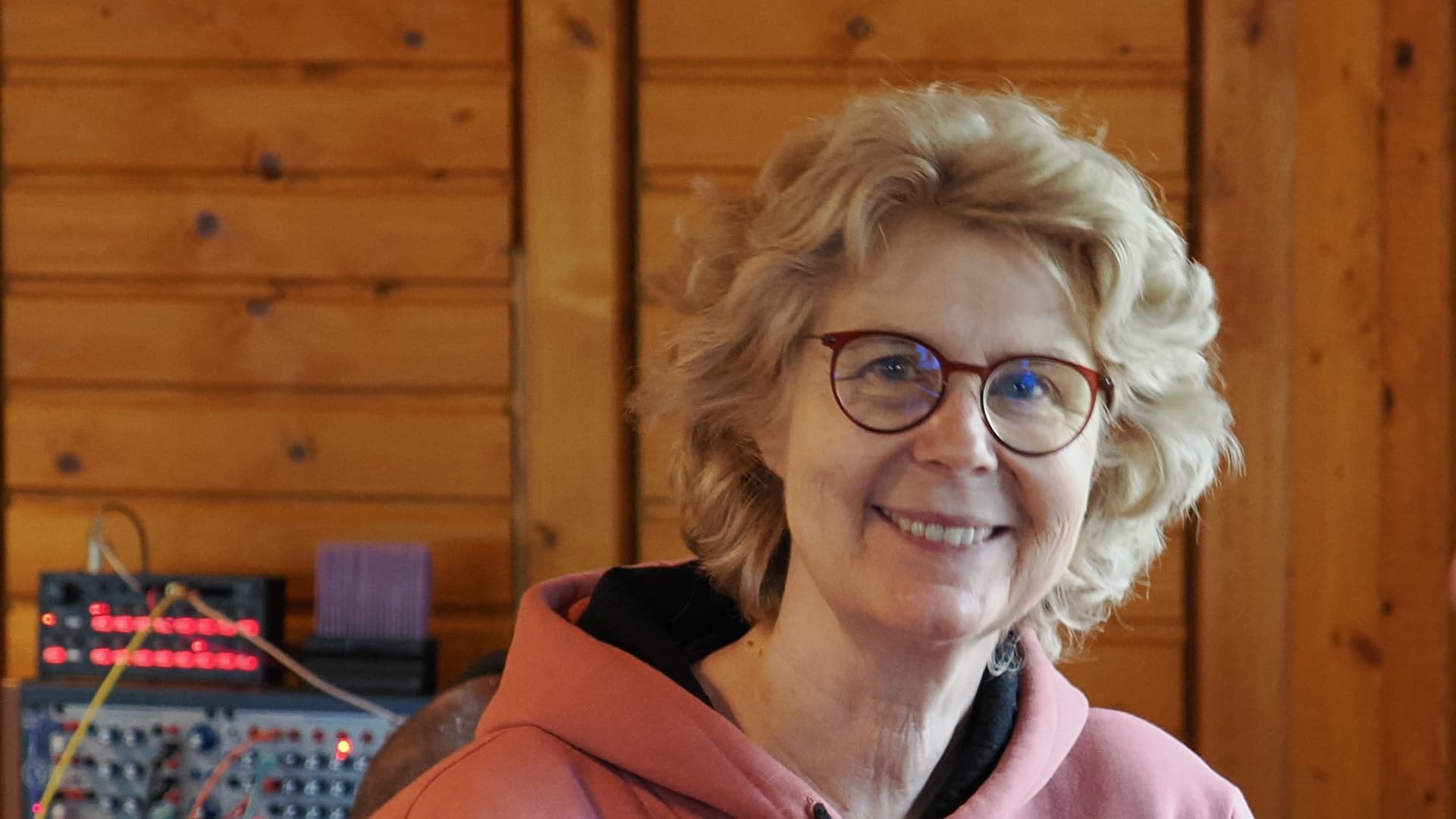 Tunegirl debuta en Awakenings a los 63 años con techno