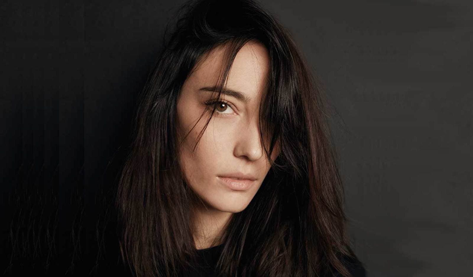 Amelie Lens pospone su gira en Asia por hospitalización