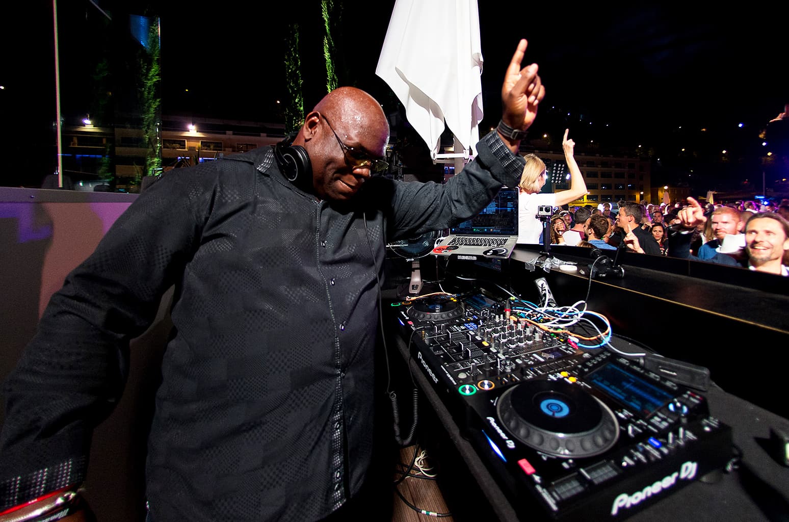 Carl Cox apoya a Kenia con un set benéfico en Londres